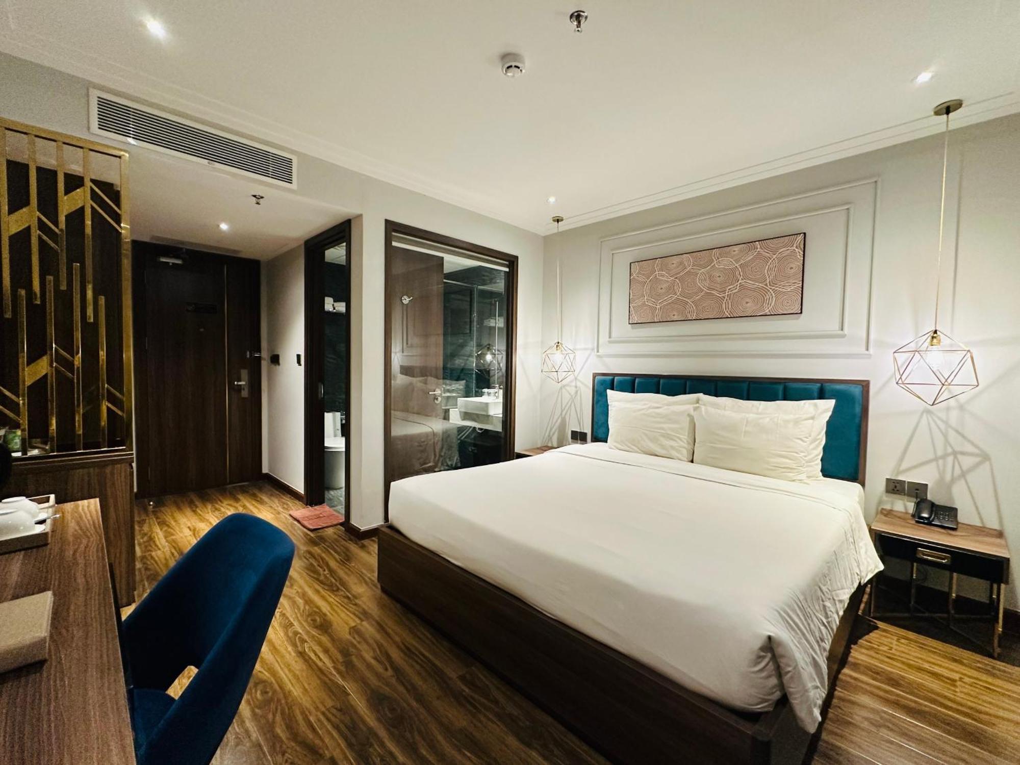 Adela Boutique - Gần Biển 4* Đà Nẵng